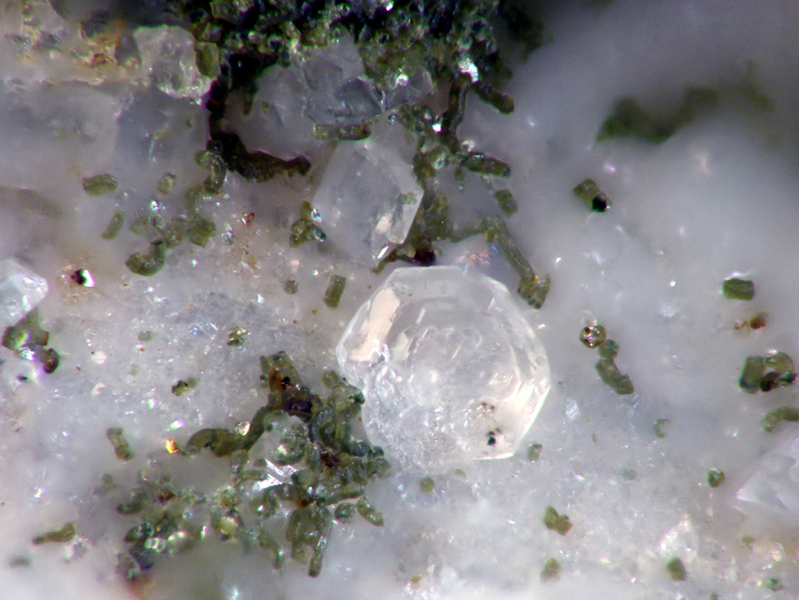 champ 2mm Apatite Entre-2-Roches Savoie - DJ - ch 2mm.jpg
