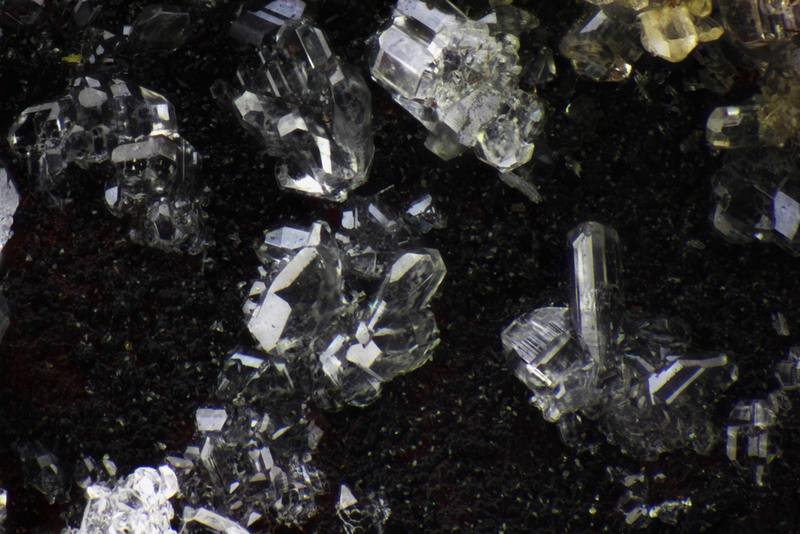 champ 3mm Cerusite3_ChampBrêcheté_Urbeis_fov=3mm_afm.jpg