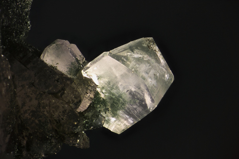 champ 7mm XX_Bertrandite_MassifLauzière_TB02b_Fov=7,00mm.jpg
