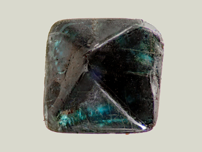 Zircon - l'Ailloux - Sugères - Puy-de-Dôme - FP - Taille 1,2mm - Zircon - l'Ailloux - Sugères - Puy-de-Dôme - FP - Taille 1,2mm.jpg Zircon - l'Ailloux - Sugères - Puy-de-Dôme - FP - Taille 1,2mm.jpg