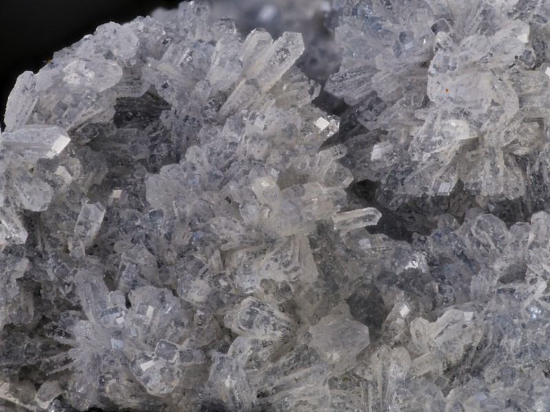 champ 2,5mm phillipstite-Ca Guitard le Puy en Velay haute loire ch2.5mm.jpg