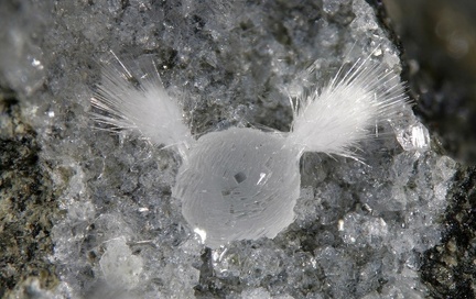 Thomsonite - Bras de Cilaos - La Réunion