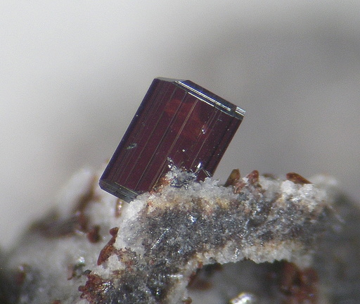 Pseudobrookite -  Ravine Prudent - Cilaos - La Réunion