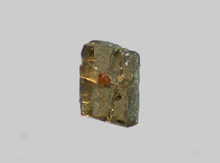 Pargasite - Peygerolles - Saint-Privat-du-Dragon - Haute-Loire - FP - Taille 0,4mm