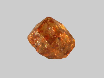 Grenat - Ruisseau des Buges - Perpezat - Puy-de-Dôme - FP - Taille 0,6mm