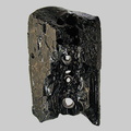 Hornblende « avec trous de vers » - Beyssac - Saint-Jean-de-Nay - Haute-Loire - FP - Taille 20mm