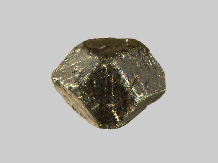 Magnétite - La Sumène - Menet - Cantal - FP - Taille 0,6mm