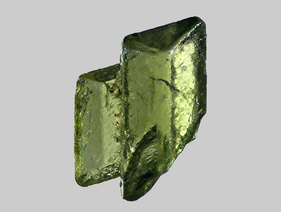 Pyroxène - Plage des Arènes - Port-Barcarès - Pyrénées-Orientales - FP -Taille 0,9mm