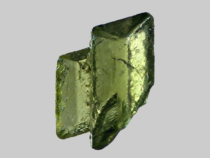 Pyroxène - Plage des Arènes - Port-Barcarès - Pyrénées-Orientales - FP -Taille 0,9mm