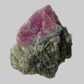 Rubis - Pargasite - Peygerolles - Saint-Privat-du-Dragon - Haute-Loire - FP - Taille 27x17x3mm