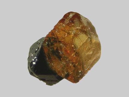Titanite - Hématite - Ruisseau de Chareire - Picherande - Puy-de-Dôme - FP - Taille 1mm