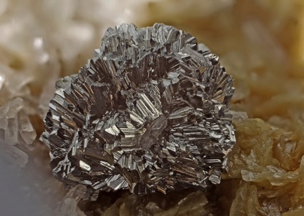 Semseyite - Carrière du Rivet - Montredon-Labessonié - Tarn