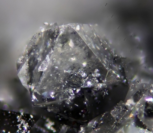 Senarmontite  - Carrière du Rivet - Montredon-Labessonié - Tarn
