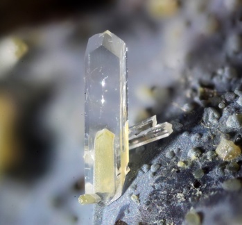 n°163248 - Phillipsite fantôme - Roche Noire - Perrier - Puy-de-Dôme