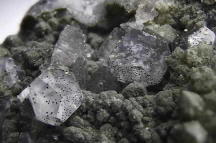 n°171103 - Pyrite Calcite Orthoclase - Cressy (Carrière) - Cressy sur Somme - Saône-et-Loire