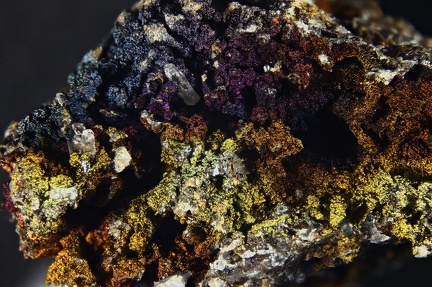 n°171108 - Goethite (var.irisée) Anglesite - Grury - Saône-et-Loire