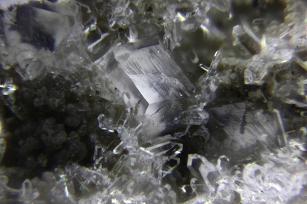 n°197041 - Phillipsite - Rivière Langevin - Saint-Joseph - La Réunion