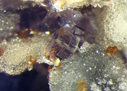 n°171097 - Fluorite - Le Maine(mine) - Cordesse - Saône-et-Loire