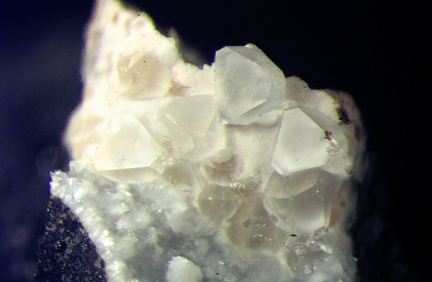 n°197024 - Hydroxylapophyllite-K - Rivière du Mât - Saint-André - La Réunion