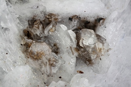 n°168046 - Calcite - Finsterbach (mine) - Thann - Haut-Rhin