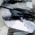 n°197036 - Molybdenite Aegirine -  Bras de Cilaos - Cirque de Cilaos - La Réunion