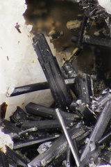 n°181121 - Goethite - Embournegade - Alban et Curvalle - Tarn