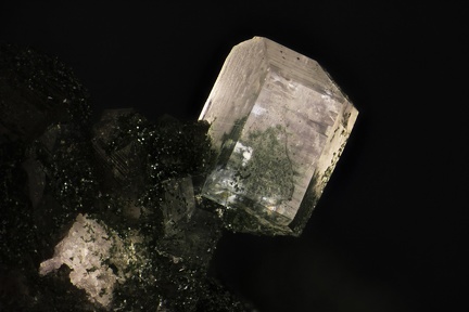 Bertrandite - Massif de la Lauzière - Savoie
