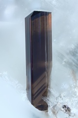Trimounsite-(Y) - Trimouns - Ariège