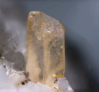  Iimoriite-(Y) - Trimouns - Luzenac - Ariège