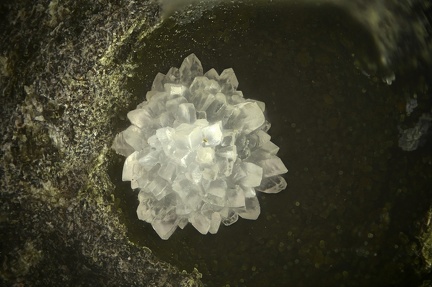 n°197046 - Calcite Pumpellyite - Rivière des Galets -  La Réunion