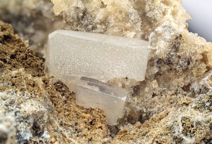 n°148061 - Stolzite - Sainte Lucie (mine) - Saint Léger de Peyre - Lozère