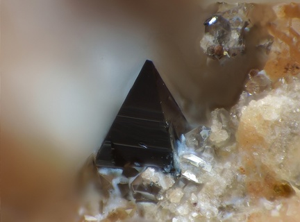 n°183119 - Anatase - Lac de la Charbonnière - Fréjus - Var