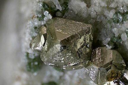 n°183125 - Pyrite - Carrière d'Aigue-Bonne - Saint-Raphaël - Var