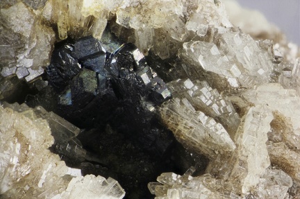 n°  130097 -  Bournonite Baryte -  Les Malines - Sanguinède - Saint Laurent le Minier - Gard