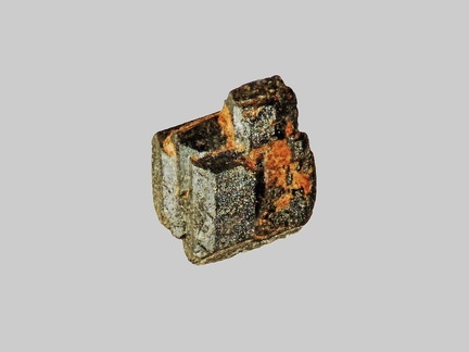 Augite - Ruisseau de la Roche - Saint-Christophe-sur-Dolaison - Haute-Loire - FP - Taille 1,5mm