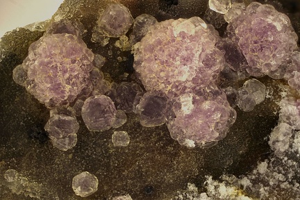 n°171116  -  Fluorite - Carrière de Prezin - Saint Prix -  Saône-et-Loire 