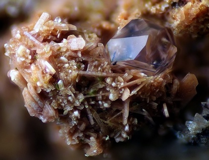 n°183143 -  Orthoclase Quartz - Lac de la Charbonnière - Fréjus - Var - 