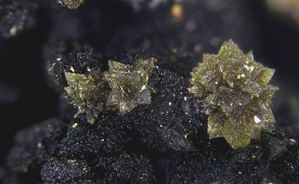 Hinsdalite - Bois de Buzon - Villapourçon - Nièvre