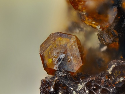 Jarosite -  Mine de l'Eperon -  Beauvoir -  Echassières -  Allier
