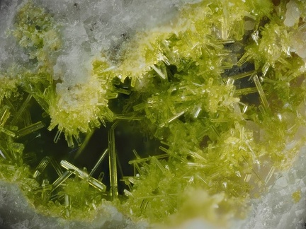 Pyromorphite - Carrière de Beauvoir - Echassières - Allier
