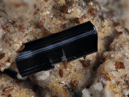 Pseudobrookite -  Puy de Tunisset - Saint-Ours - Puy-de-Dôme