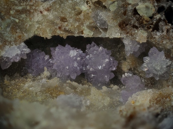 Strengite - Mine de l'Eperon - Beauvoir - Echassières - Allier