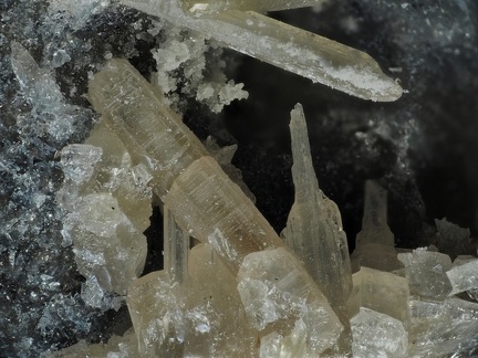 Cérusite - Vernay - St Didier sur Beaujeu - Rhône 