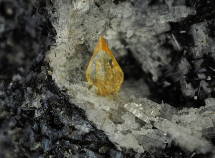 Titanite - Ravin des Chomets - Mont-Dore - Puy de Dôme
