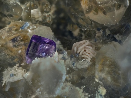 Fluorite Synchisite Anatase - Carriere de Malencogne - Les Gottes - St Julien Molin-Molette - Loire