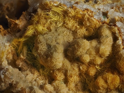 Cacoxenite Gorceixite  - Les Montmins - Echassières - Allier