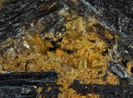 Stolzite  - Les Montmins - Echassières - Allier