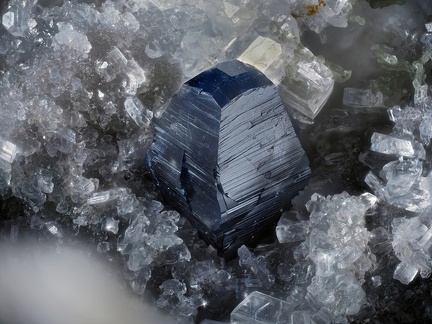 Anatase  Albite - Col du Tourmalet - Bareges - Hautes-Pyrénées