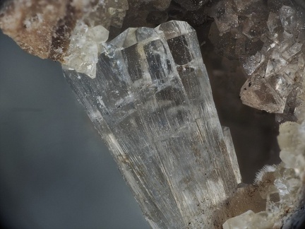 Natrolite - Puy de La Piquette - Veyre-Monton - Puy de Dôme