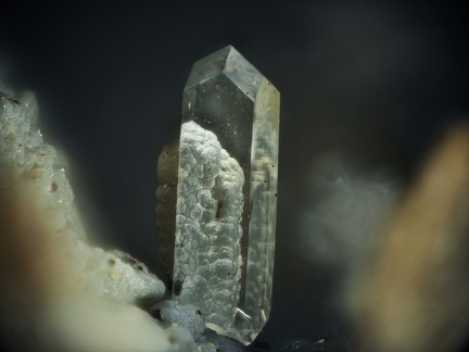 Phillipsite-Ca - Laveissière - Cantal